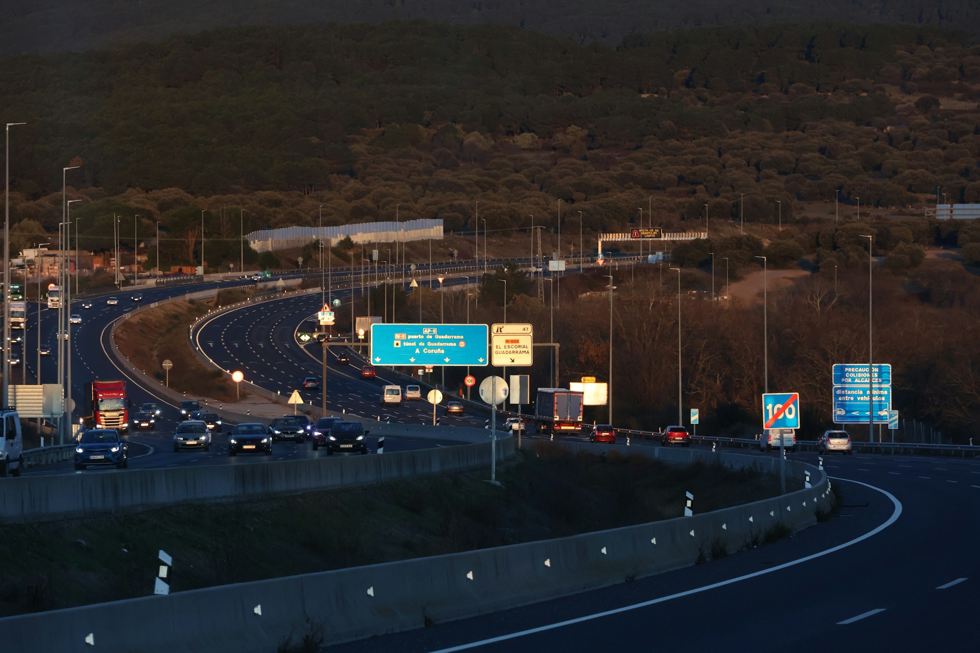 Solving Common Highway Sign Visibility Problems